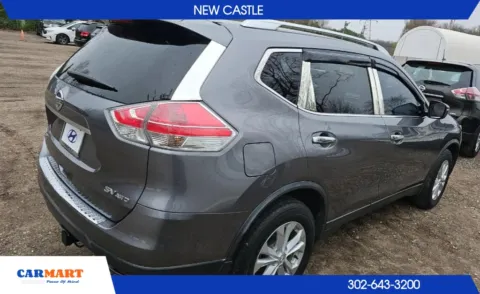 Photos of 2016 Nissan Rogue SV Sport Utility 4D for sale in New Castle, DE at CARMART - New Castle