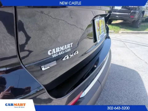 More photos of 2021 Jeep Grand Cherokee L Limited Sport Utility 4D at CARMART - New Castle, DE