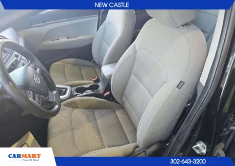 Another view of 2017 Hyundai Elantra SE Sedan 4D for sale in New Castle, DE at CARMART - New Castle