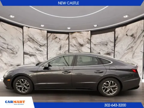 More photos of 2022 Hyundai Sonata SEL Plus Sedan 4D at CARMART - New Castle, DE