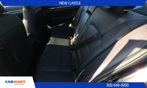 More photos of 2020 Hyundai Elantra Limited Sedan 4D at CARMART - New Castle, DE