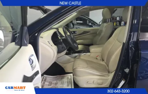 Another view of 2020 INFINITI QX60 LUXE Sport Utility 4D for sale in New Castle, DE at CARMART - New Castle