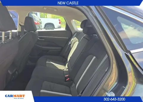 More photos of 2022 Hyundai Sonata SEL Sedan 4D at CARMART - New Castle, DE