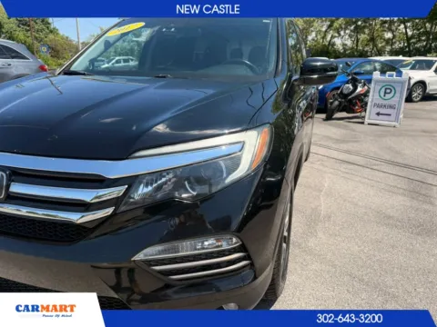 More photos of 2017 Honda Pilot Touring Sport Utility 4D at CARMART - New Castle, DE
