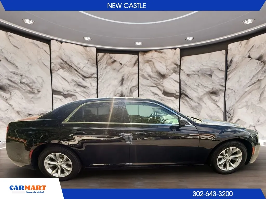 Chrysler 300 photo 13