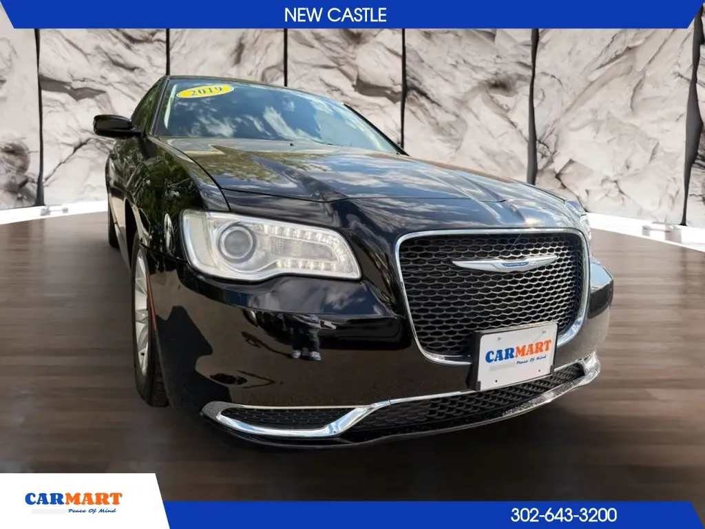 Chrysler 300 photo 4