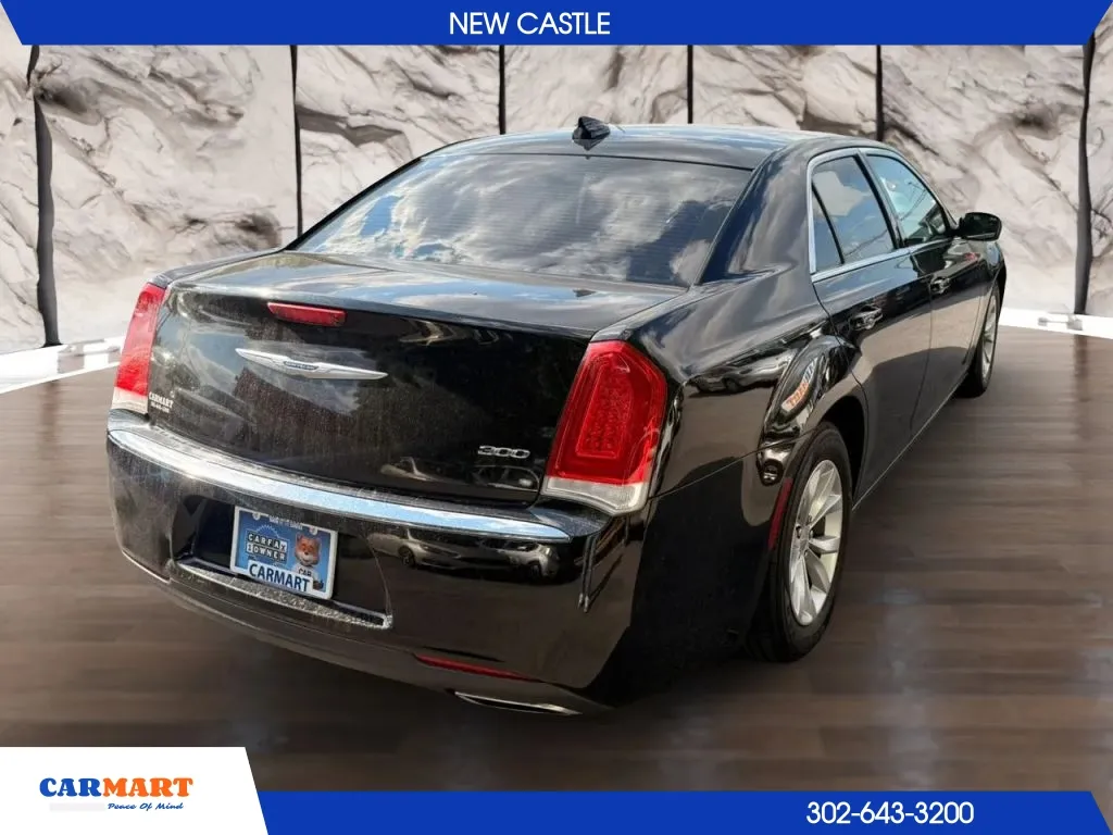 Chrysler 300 photo 11