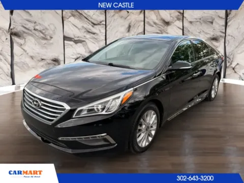 Black 2015 Hyundai Sonata Limited Sedan 4D for sale in New Castle, DE