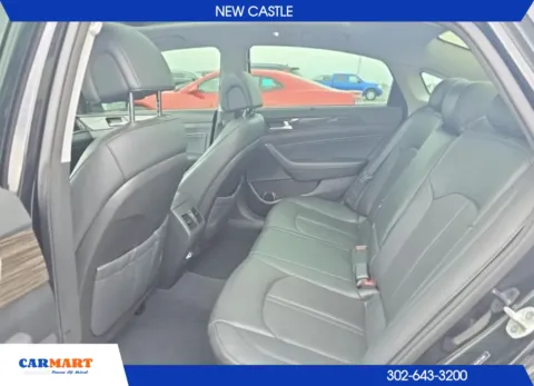 More photos of 2015 Hyundai Sonata Limited Sedan 4D at CARMART - New Castle, DE