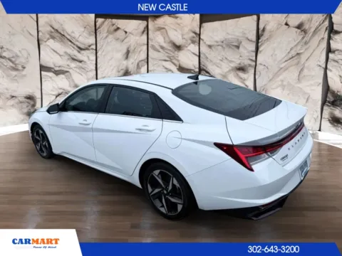 Another view of 2022 Hyundai Elantra SEL Sedan 4D for sale in New Castle, DE at CARMART - New Castle