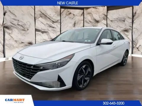 White 2022 Hyundai Elantra SEL Sedan 4D for sale in New Castle, DE