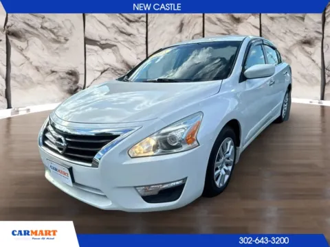 Photos of 2015 Nissan Altima 2.5 S Sedan 4D for sale in New Castle, DE at CARMART - New Castle