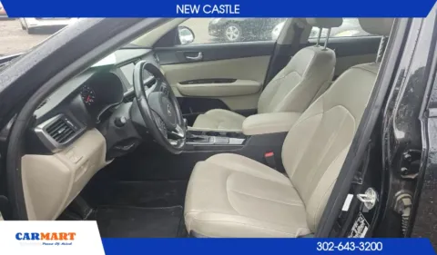 Another view of 2018 Kia Optima EX Sedan 4D for sale in New Castle, DE at CARMART - New Castle