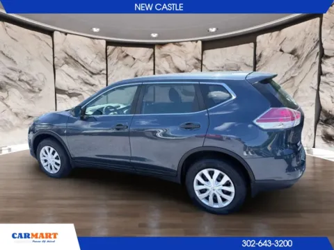 More photos of 2016 Nissan Rogue S Sport Utility 4D at CARMART - New Castle, DE