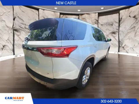 Photos of 2020 Chevrolet Traverse LT Sport Utility 4D for sale in New Castle, DE at CARMART - New Castle
