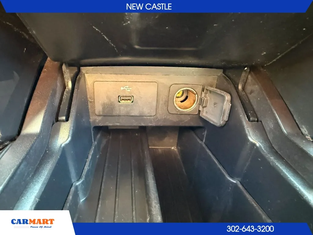 Ford Explorer photo 31