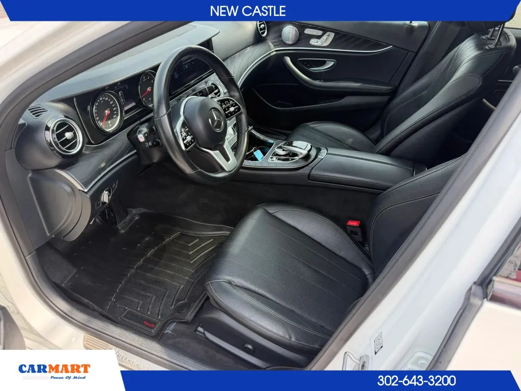Mercedes-Benz E-Class photo 22