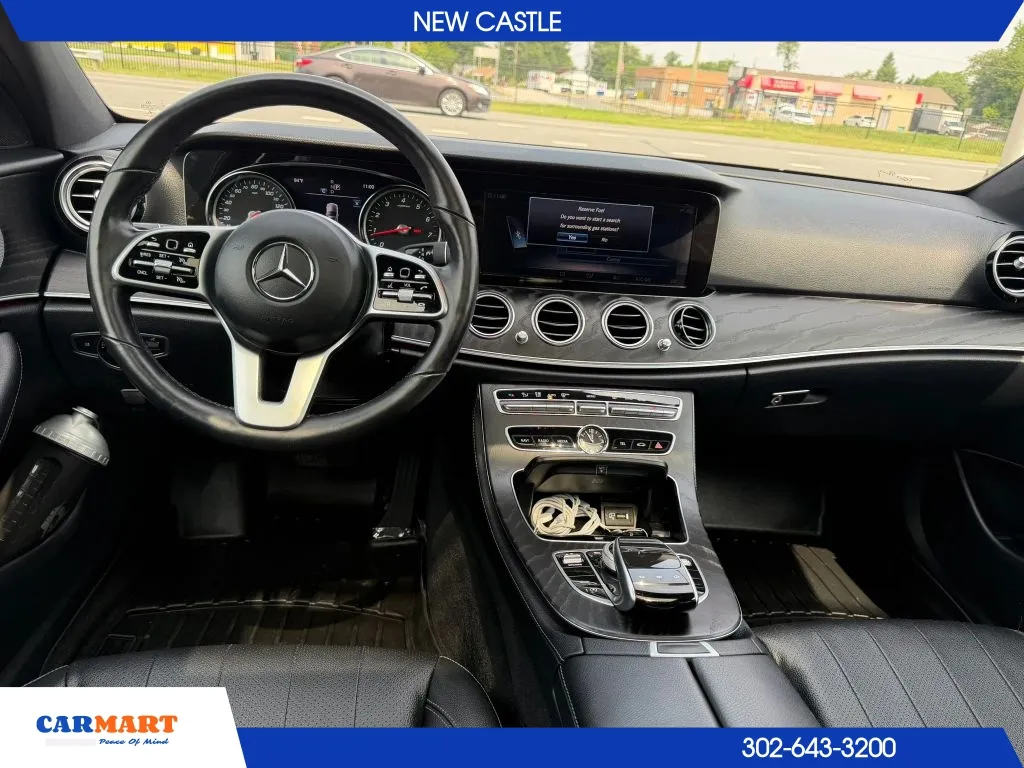 Mercedes-Benz E-Class photo 21