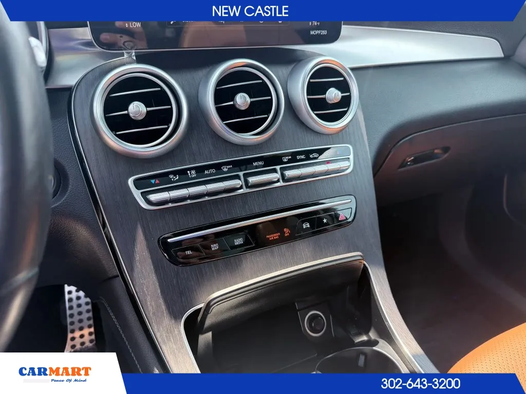 2021 Mercedes-Benz GLC GLC300 - Photo 29