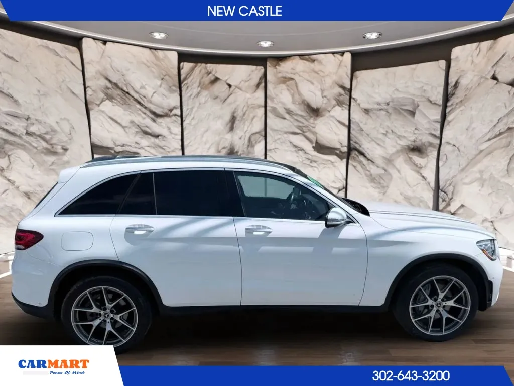 2021 Mercedes-Benz GLC GLC300 - Photo 9