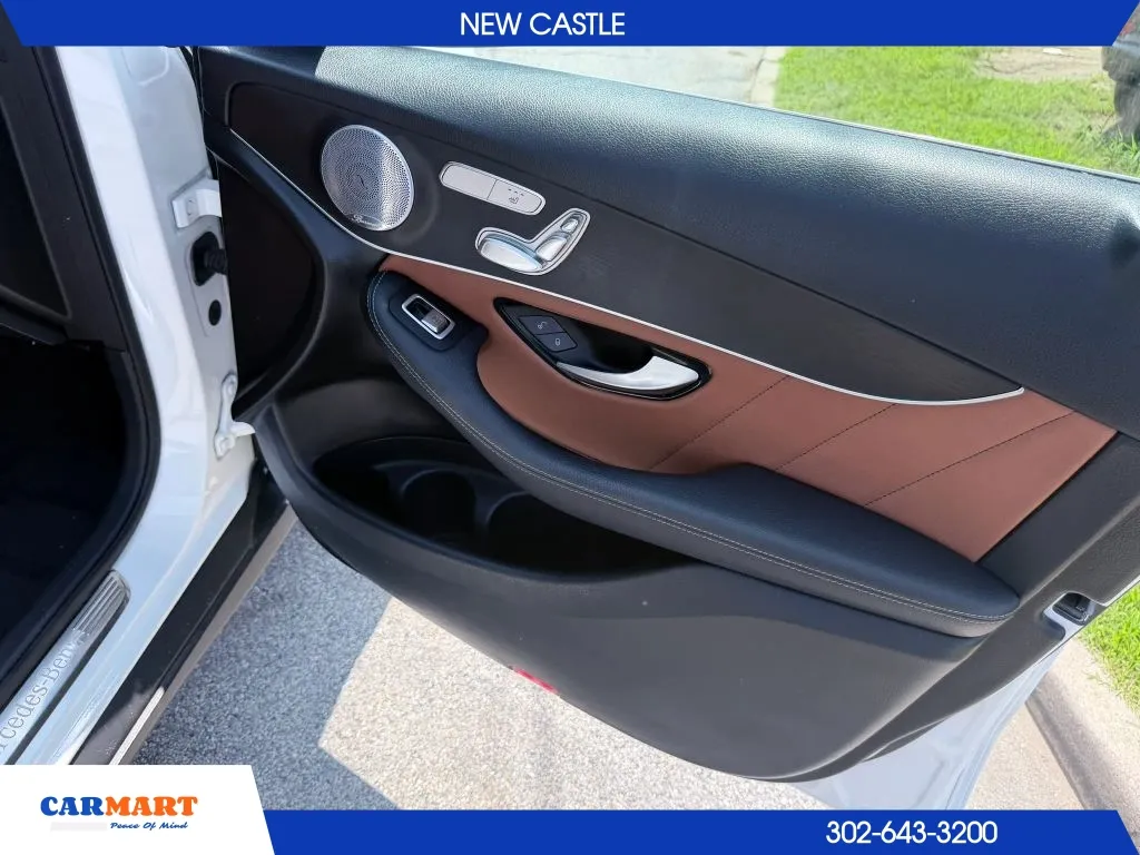 2021 Mercedes-Benz GLC GLC300 - Photo 21