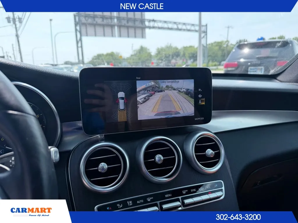 2021 Mercedes-Benz GLC GLC300 - Photo 28