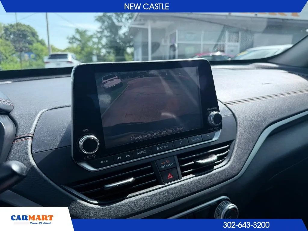 Nissan Altima photo 26