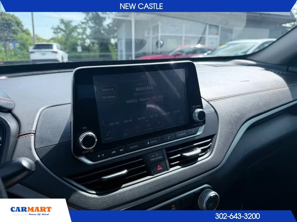 Nissan Altima photo 25