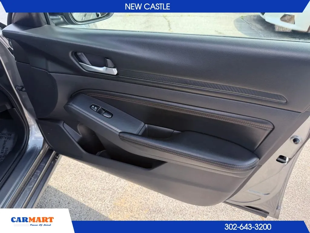 Nissan Altima photo 19