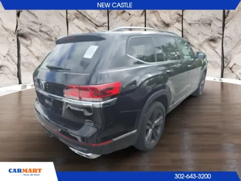 Photos of 2021 Volkswagen Atlas SE R-Line 4Motion w/Tech Pkg Sport Utility 4D for sale in New Castle, DE at CARMART - New Castle