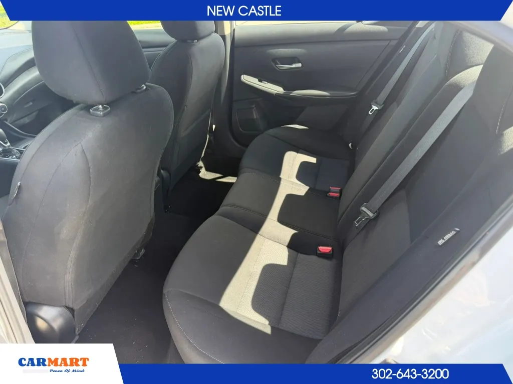 Nissan Sentra photo 18