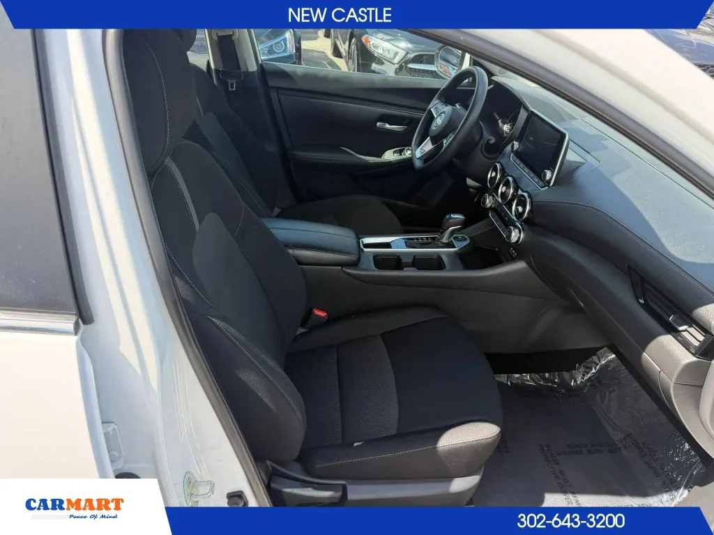 Nissan Sentra photo 13