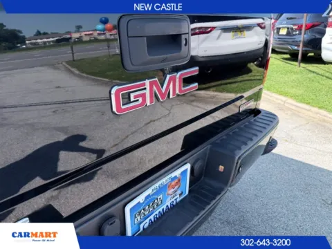 More photos of 2015 GMC Sierra 1500 Crew Cab SLE Pickup 4D 5 3/4 ft at CARMART - New Castle, DE