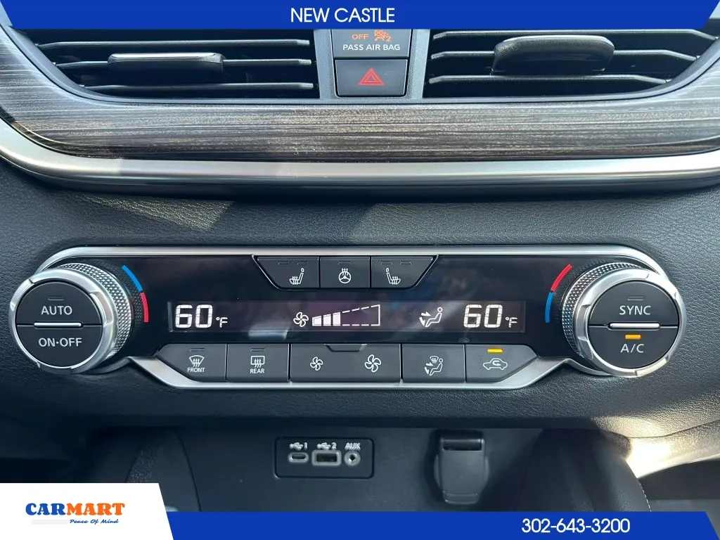 Nissan Altima photo 23