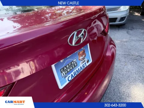 More photos of 2016 Hyundai Elantra SE Sedan 4D at CARMART - New Castle, DE