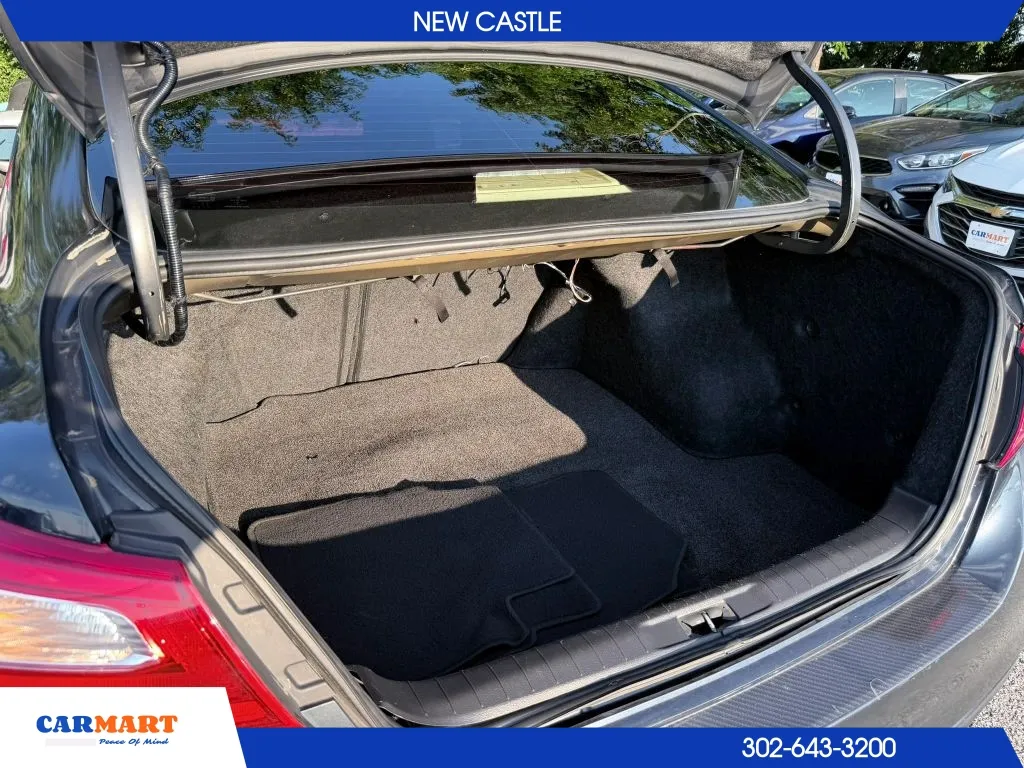 Nissan Altima photo 16