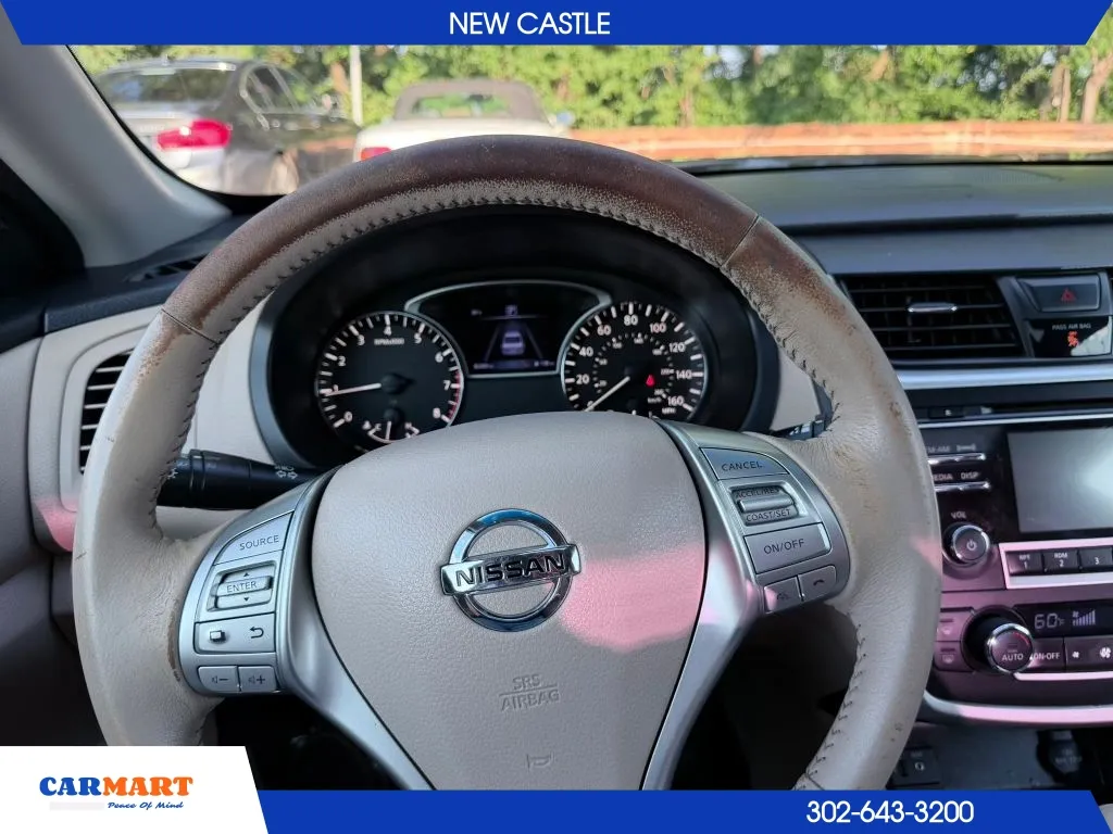 Nissan Altima photo 21