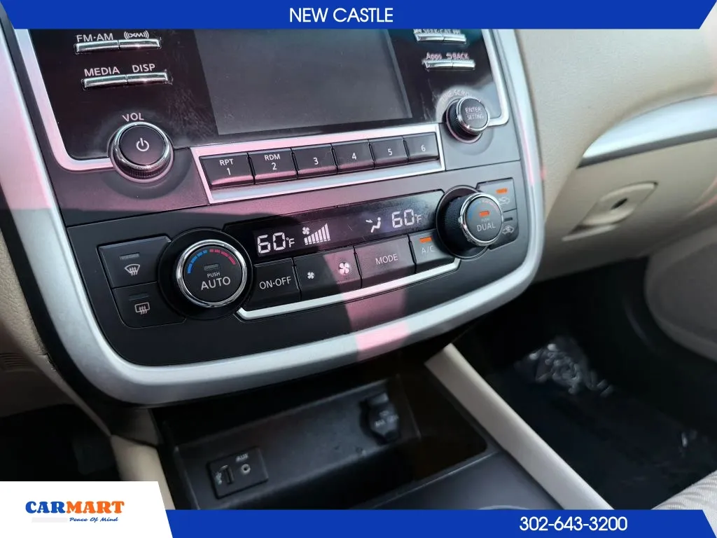 Nissan Altima photo 28