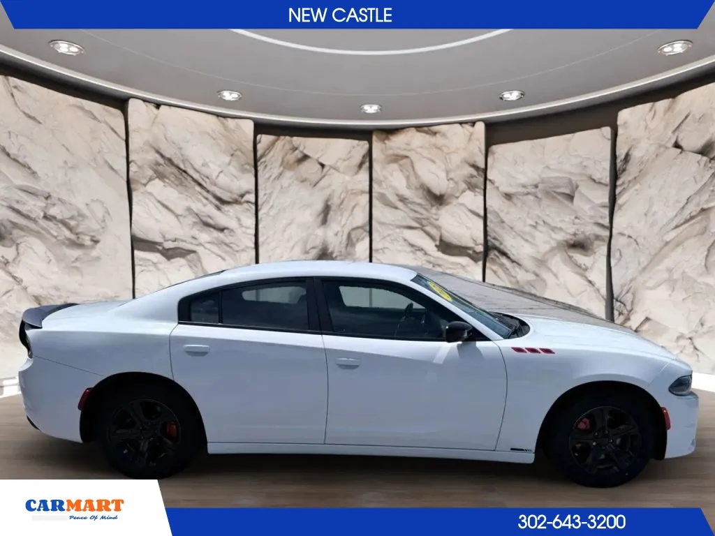 Dodge Charger photo 8