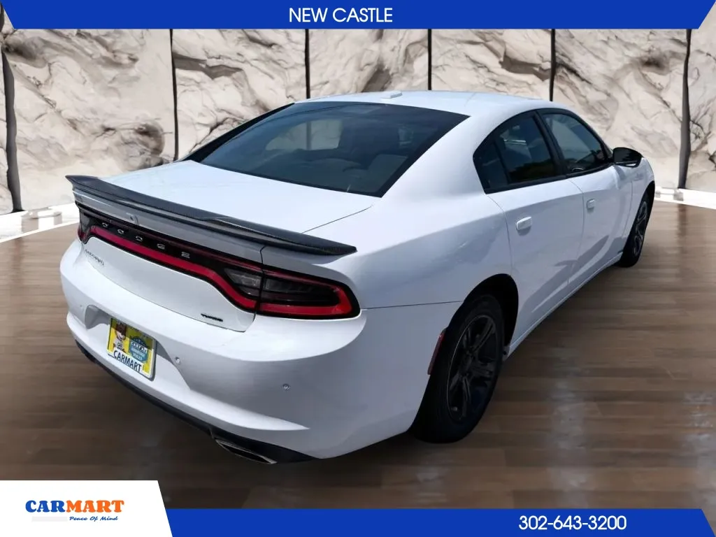 Dodge Charger photo 7