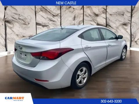 Photos of 2015 Hyundai Elantra SE Sedan 4D for sale in New Castle, DE at CARMART - New Castle