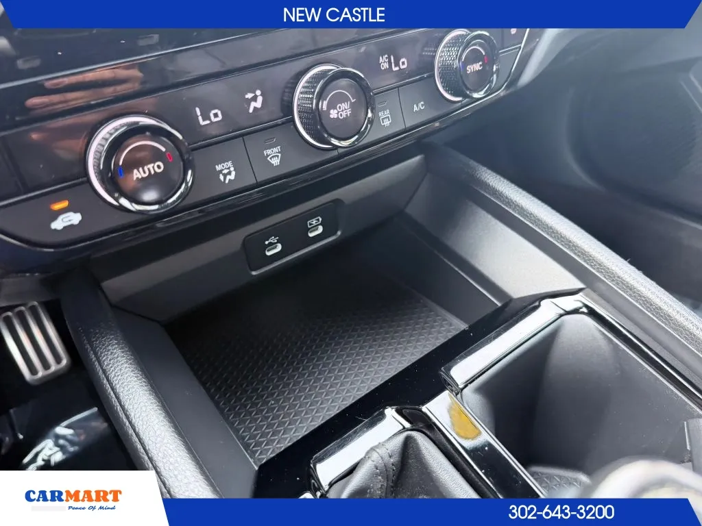 Honda Accord photo 29