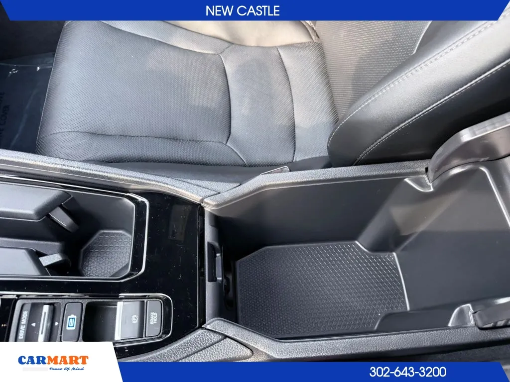 Honda Accord photo 32