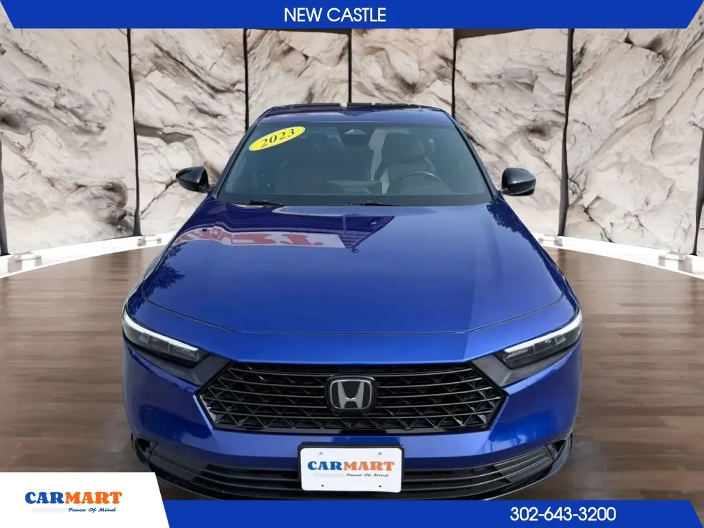 Honda Accord photo 11