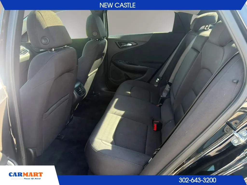 Chevrolet Malibu photo 9