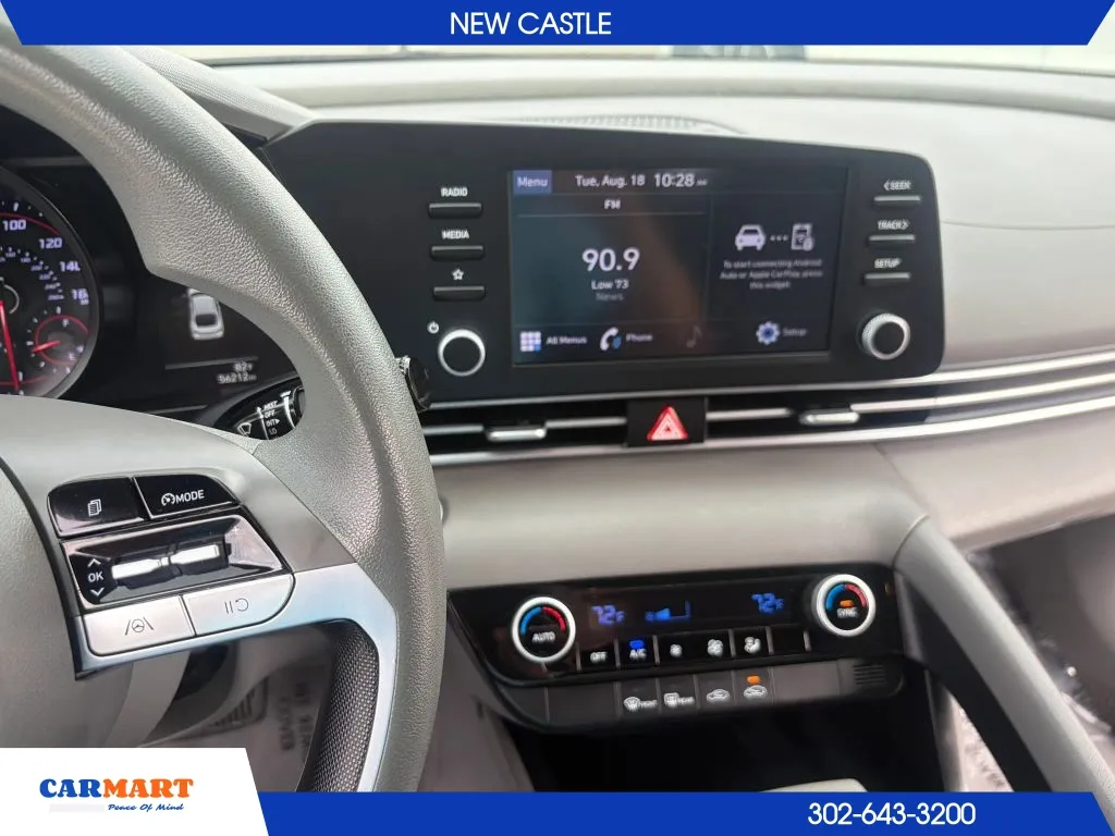 Hyundai Elantra photo 15