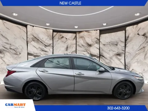 More photos of 2022 Hyundai Elantra SEL Sedan 4D at CARMART - New Castle, DE