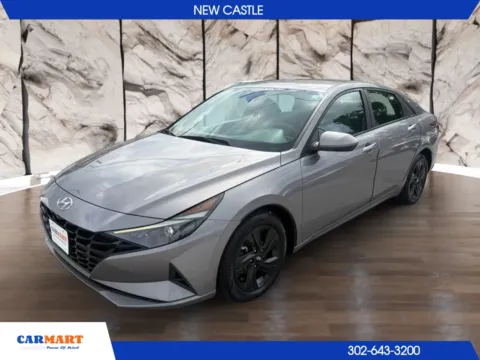 Silver 2022 Hyundai Elantra SEL Sedan 4D for sale in New Castle, DE