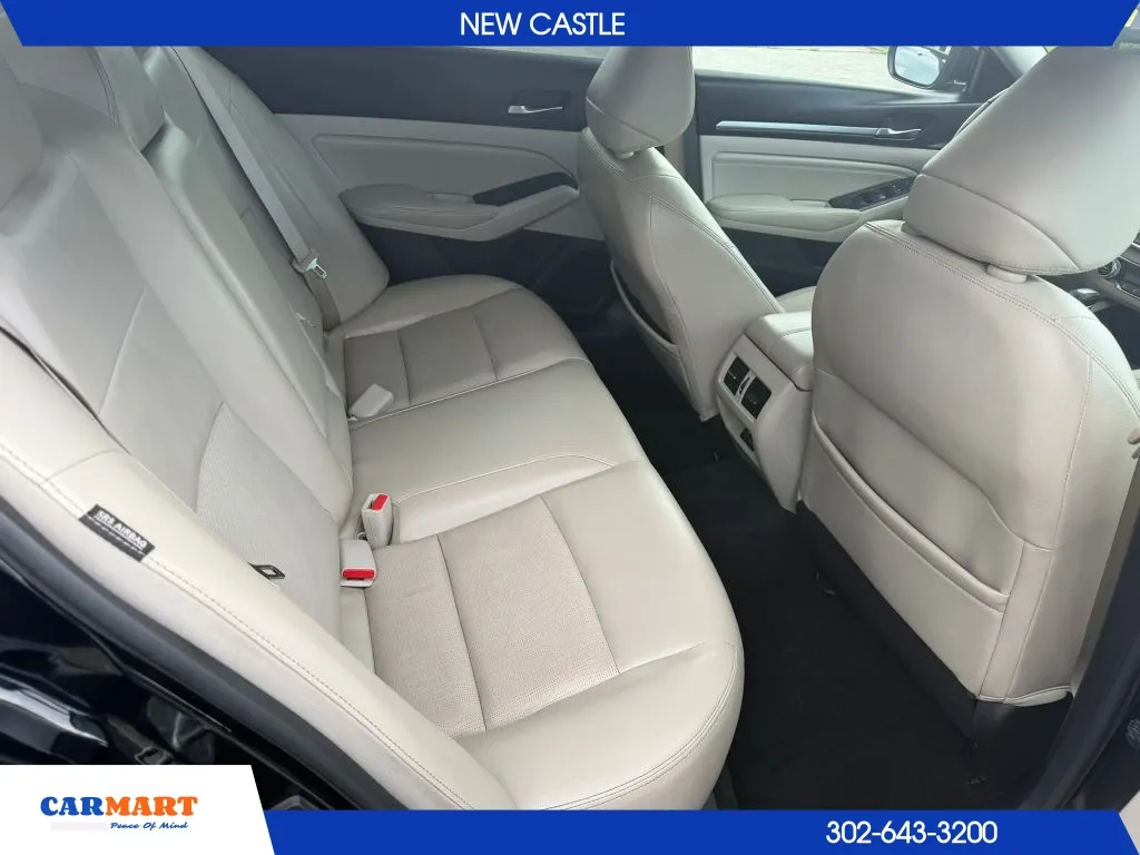 Nissan Altima photo 15