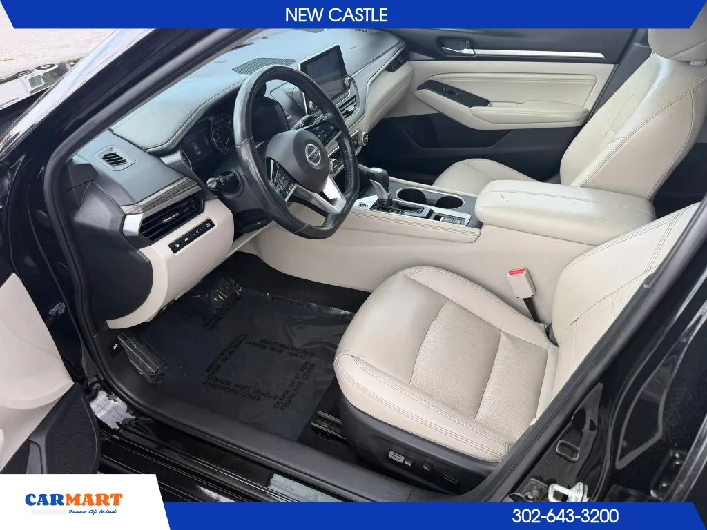 Nissan Altima photo 20